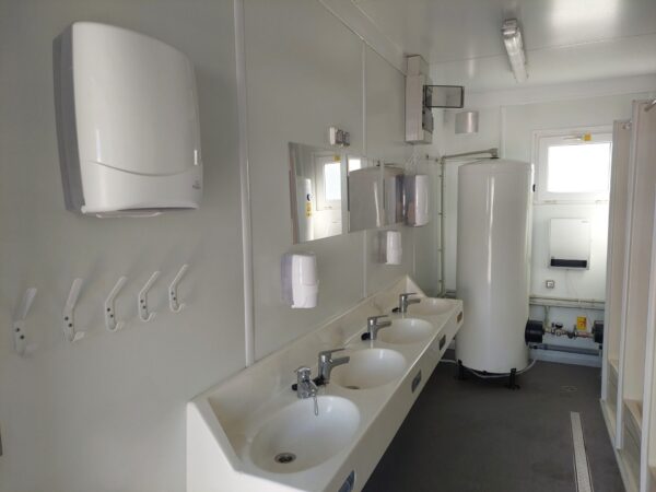 20' Duschcontainer 011551743 gebraucht <br> auf Anfrage – Bild 3