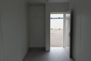 20 Fuss Buerocontainer 04